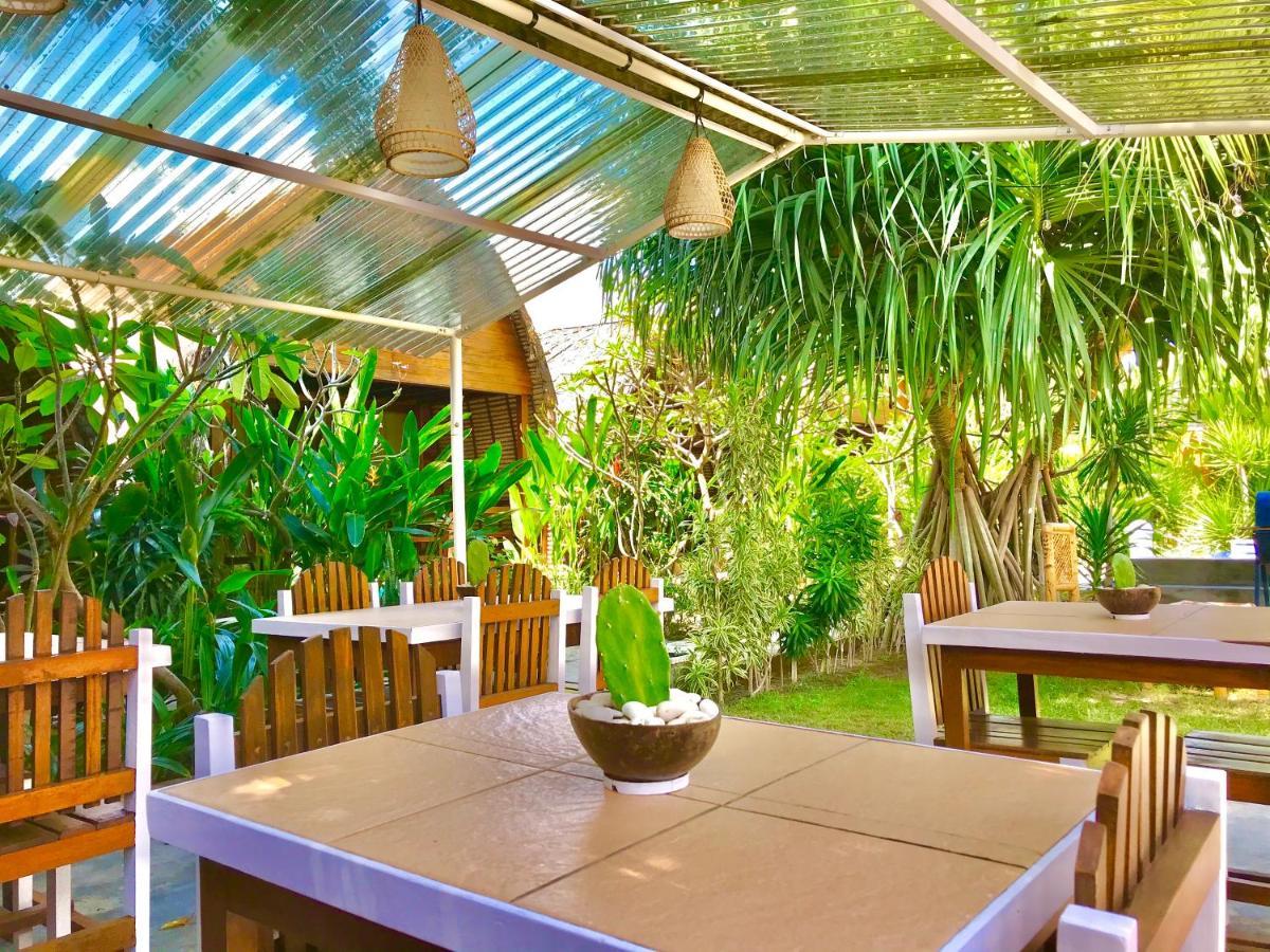Cotton Tree Cottages Gili Trawangan Eksteriør billede